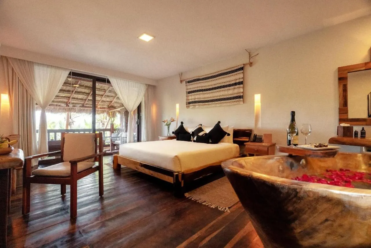 Kanan Tulum Treehouse, Rooftop, Beach Club & Spa - Adults Only Szálloda