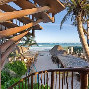 Hotell Playa Canek Beachfront Eco